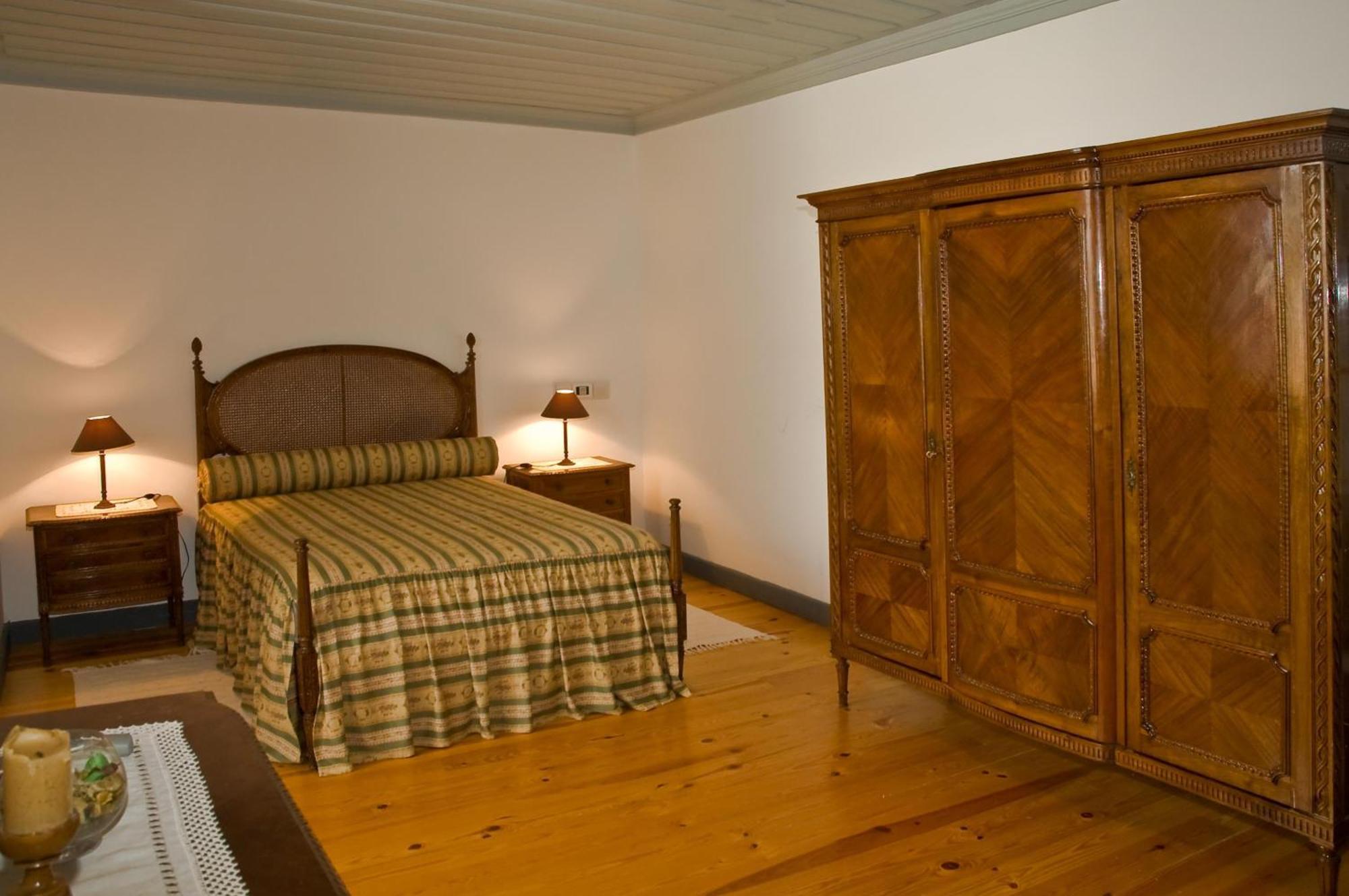 Solar Dos Caldeira E Bourbon Guest House Zebras Exterior photo